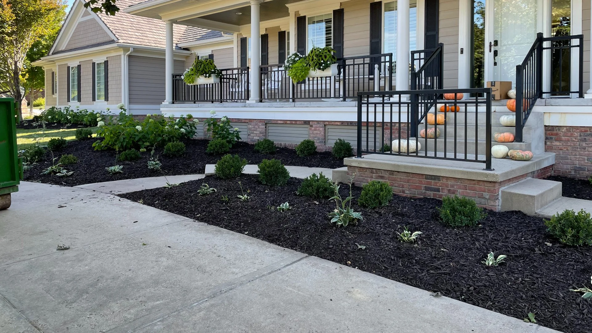 How Thick Should You Install the Mulch in Your Landscape Beds?