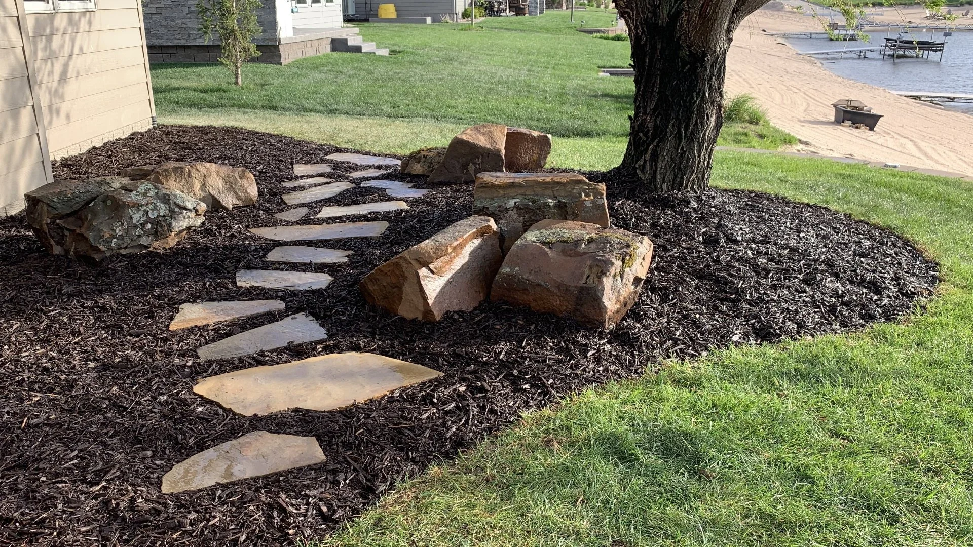 When Should You Refresh Your Mulch?