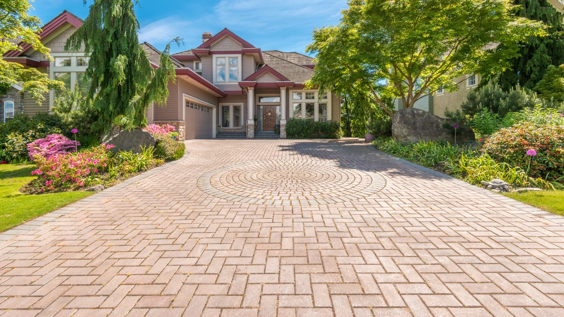 Things To Consider When Investing In A New Driveway